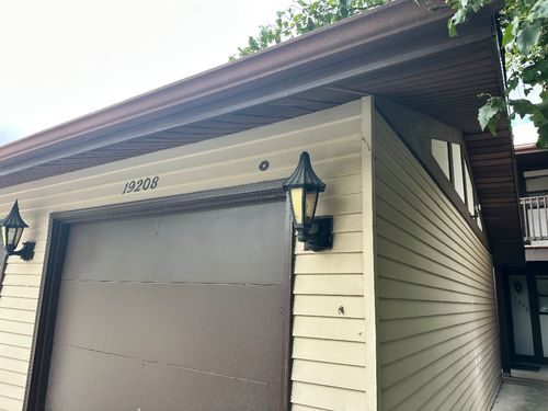 204-19208 Pine Dr, Country Club Hills, IL, 60478-5838 | Card Image