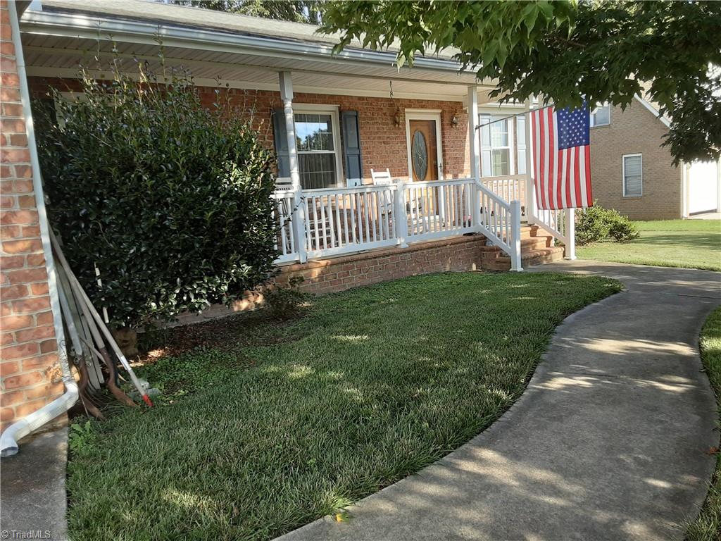Hampton Estates Dr, Lexington, NC 27295