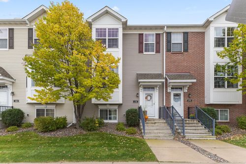 578 Huset Pkwy Ne, Columbia Heights, MN, 55421-5030 | Card Image