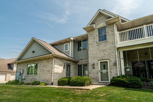 9270 66th Ave, Pleasant Prairie, WI, 53158-3274 | Card Image