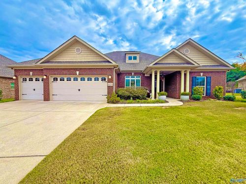 609 Quiet Creek Cir Nw, Madison, AL, 35757-6354 | Card Image