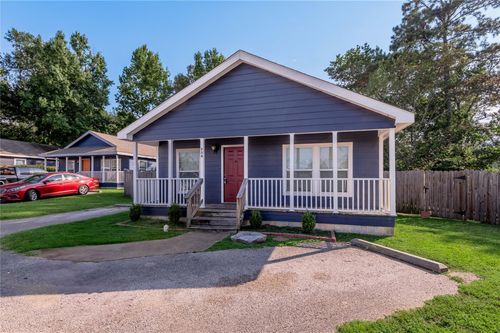 138 Varsity Dr, Huntsville, TX, 77340-2708 | Card Image