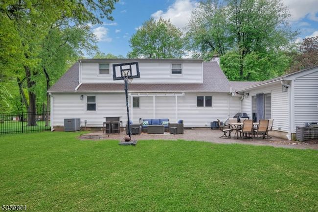 61 Fieldcrest Rd, House other with 5 bedrooms, 3 bathrooms and null parking in Parsippany NJ | Image 35