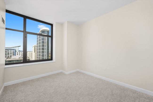 APT-2209 - 233 E 13 Th St, Condo with 2 bedrooms, 2 bathrooms and 1 parking in Chicago IL | Image 20