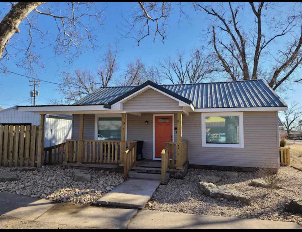 Thomas St, Perkins, OK 74059