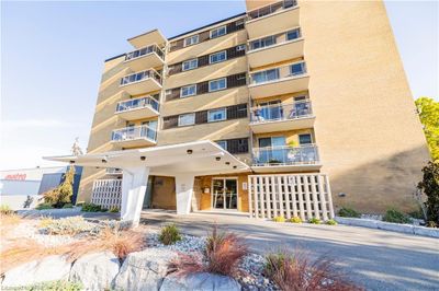 407 - 87 St George St, House attached with 3 bedrooms, 1 bathrooms and 1 parking in Brantford ON | Image 2