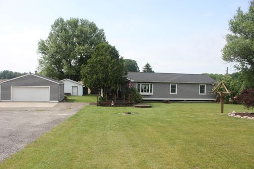 8219 E Harrison Rd, Walkerville, MI, 49459-9358 | Card Image