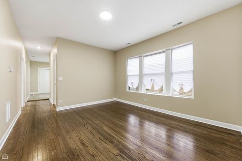 8044 S Peoria St, Chicago, IL, 60620-2508 | Card Image