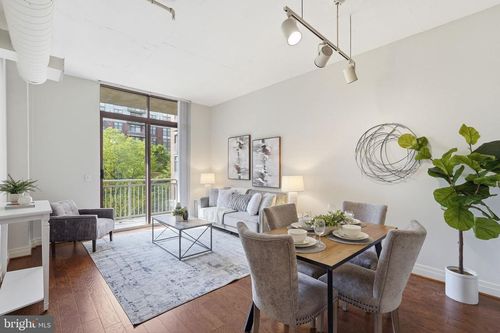 401-1201 N Garfield St, ARLINGTON, VA, 22201-6810 | Card Image
