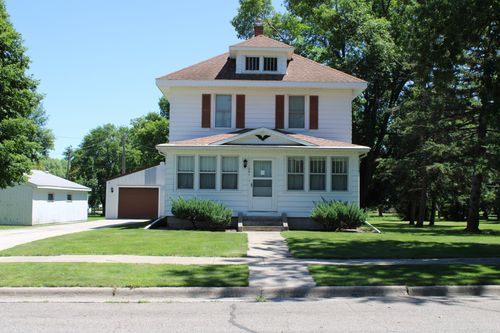 201 3rd St Se, Renville, MN, 56284-1830 | Card Image