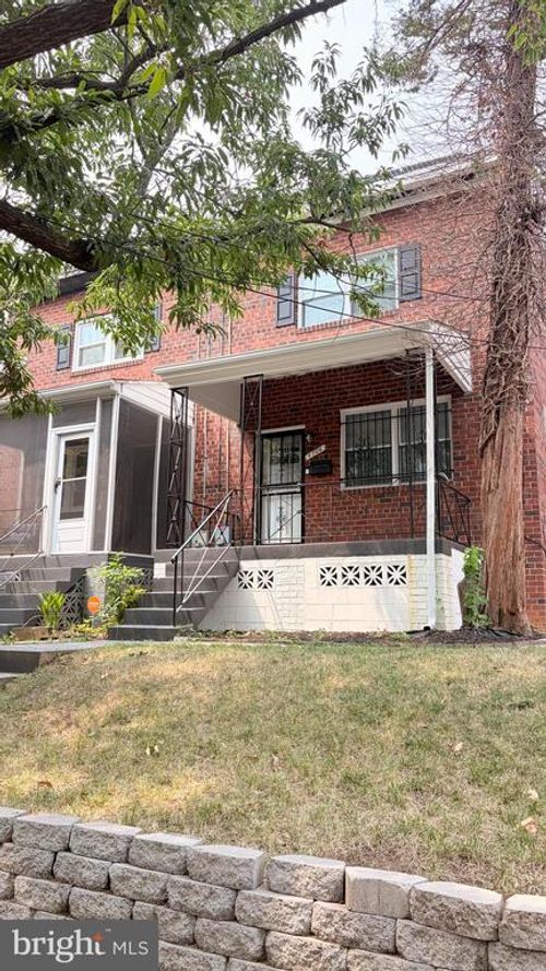 4706 Central Ave Ne, WASHINGTON, DC, 20019-5235 | Card Image