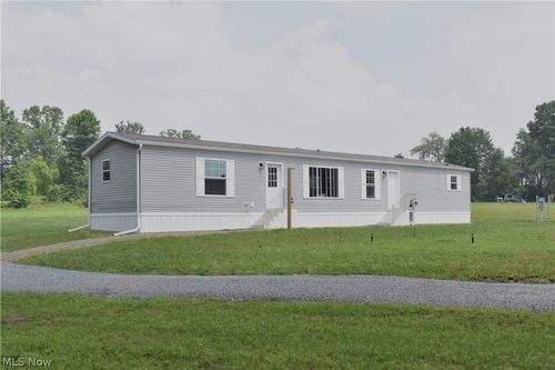 2780 Columbiana Rd, New Springfield, OH, 44443-8724 | Card Image
