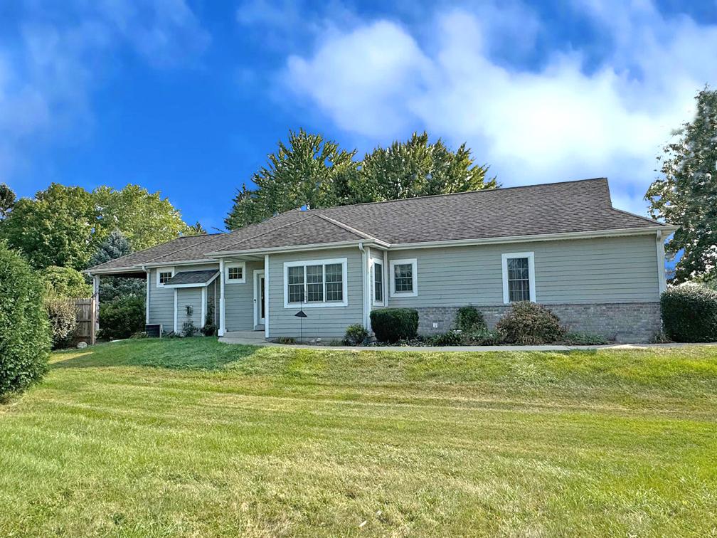 Lilac Ln, Germantown, WI 53022