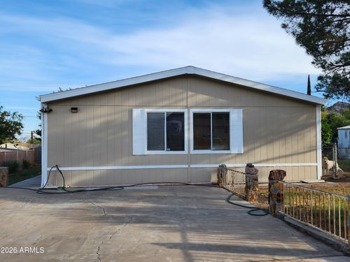 105 N Arnett Drive, Superior, AZ, 85173 | Card Image