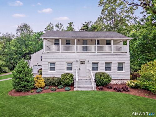 421 Shelton Rd, Trumbull, CT, 06611-5135 | Card Image