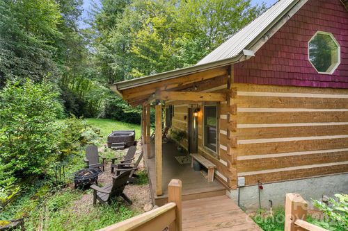 110 Guntertown Rd, Marshall, NC, 28753-6307 | Card Image