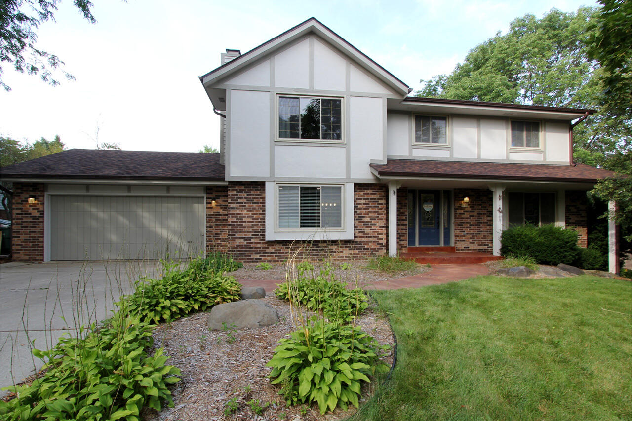 Grandview Dr, Greendale, WI 53129