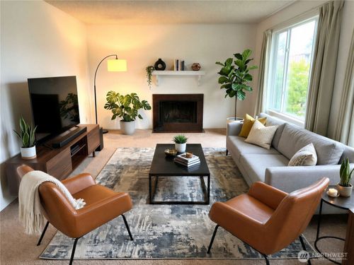 8848 Interlake Avenue N, Seattle, WA, 98103 | Card Image