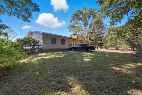 42891 Bemis Rd, Sumpter Twp, MI, 48111-8846 | Card Image