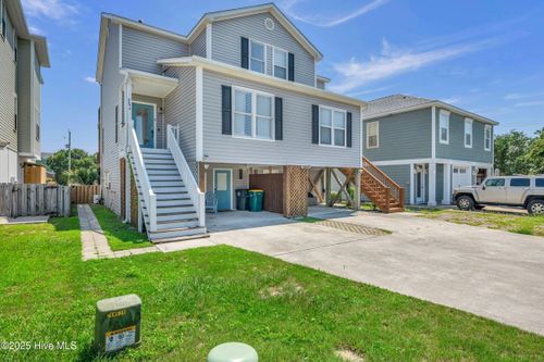 329 Fifth Avenue S, Kure Beach, NC, 28449 | Card Image
