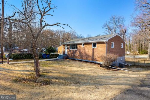 6620 Pine Grove Dr, Morningside, MD, 20746-3526 | Card Image