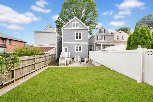61 Edgewood Ave, Yonkers, NY, 10704-2438 | Card Image