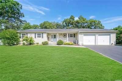 1 Madsen Court, House other with 4 bedrooms, 2 bathrooms and null parking in Mount Sinai NY | Image 2