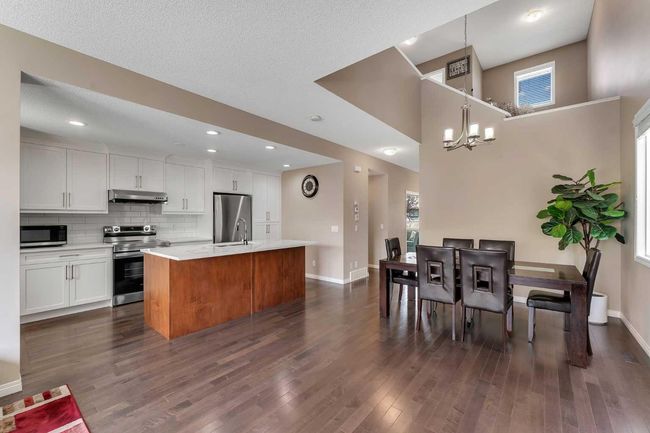201 Skyview Springs Crescent Ne, House other with 6 bedrooms, 4 bathrooms and 2 parking in Calgary AB | Image 10