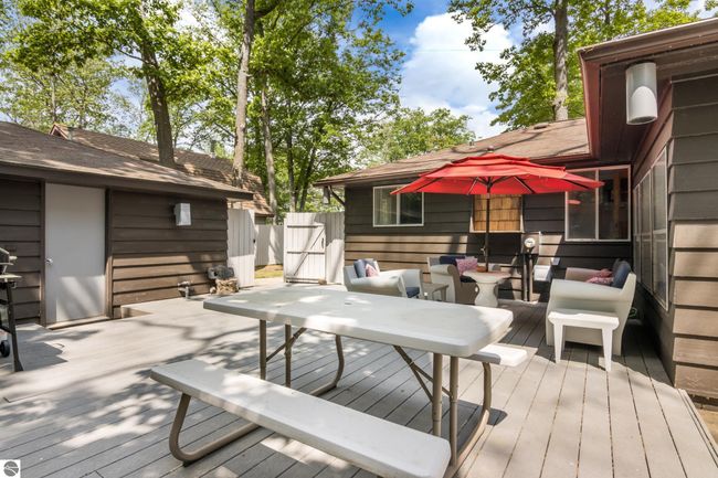 6015 Crystal Beach Rd Nw, House other with 4 bedrooms, 2 bathrooms and null parking in Rapid City MI | Image 28