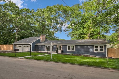 115 Hill Top Dr, Johnston, RI, 02919-3017 | Card Image