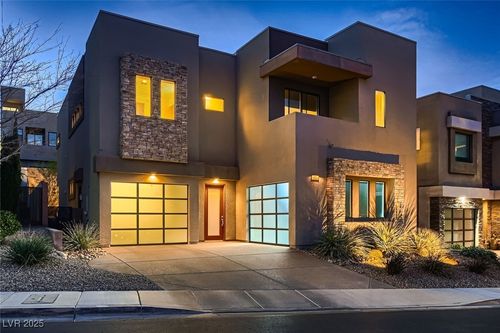 221 Errogie Street Street, Henderson, NV, 89012 | Card Image