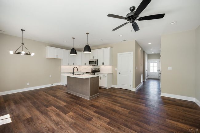 61 Luke Ct, Townhouse with 3 bedrooms, 3 bathrooms and null parking in Rustburg VA | Image 8