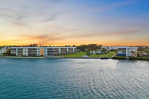 e305-100 Waterway Rd, Tequesta, FL, 33469-2758 | Card Image