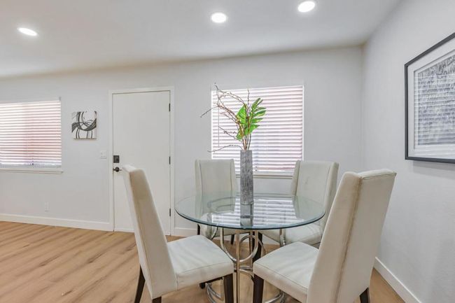 APT-3 - 832 Gilchrist Dr, Townhouse with 2 bedrooms, 1 bathrooms and 2 parking in San Jose CA | Image 13
