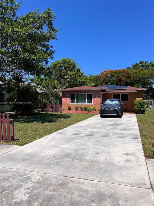 124 Nw 6th Avenue, Hallandale Beach, FL, 33009 | Card Image