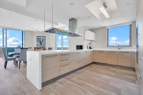 1702-17111 Biscayne Boulevard, North Miami Beach, FL, 33160 | Card Image