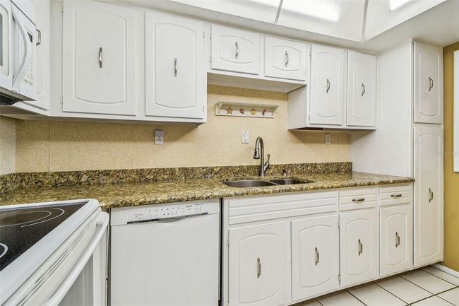 APT-208 - 17920 Gulf Blvd, Condo with 1 bedrooms, 2 bathrooms and null parking in REDINGTON SHORES FL | Image 16