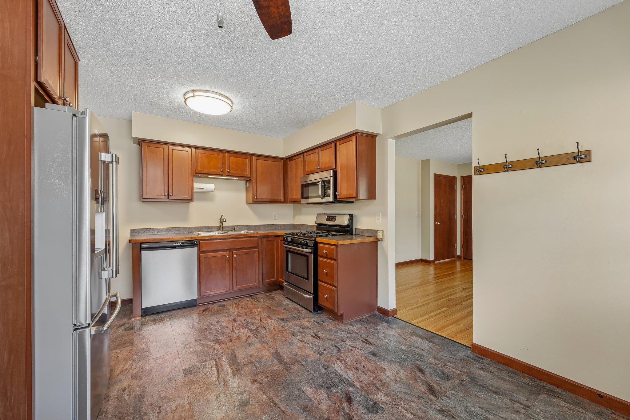 Residential Income in Columbia Heights 5