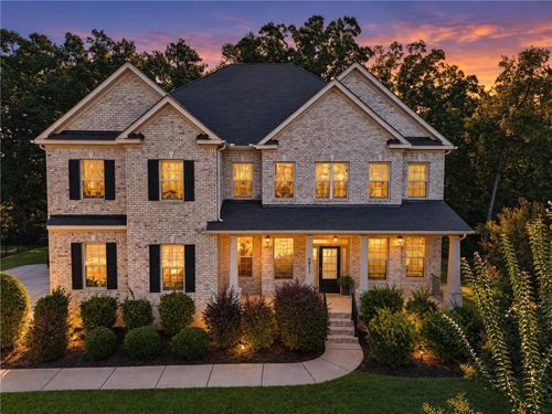 6852 Louis Dr, Locust Grove, GA, 30248-7107 | Card Image