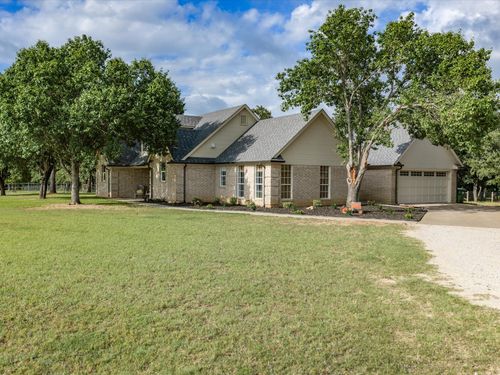 210 County Road 2696, Alvord, TX, 76225-3084 | Card Image