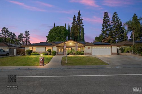 3304 Panorama Drive, Bakersfield, CA, 93306 | Card Image
