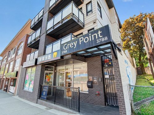 102-3788 W 10th Ave, Vancouver, BC, V6R2G4 | Card Image