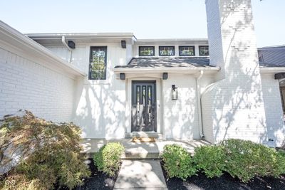 Modern entrance to greet your guests. | Image 2