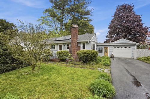 35 Burnham Rd, Lowell, MA, 01852-2007 | Card Image