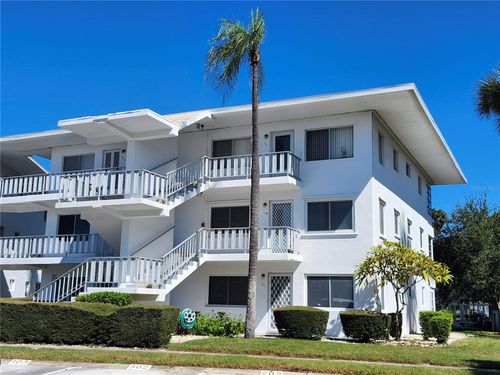 201-11201 80th Ave, SEMINOLE, FL, 33772-4628 | Card Image