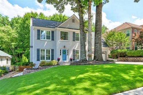 10680 Pinewalk Forest Cir, Alpharetta, GA, 30022-4749 | Card Image