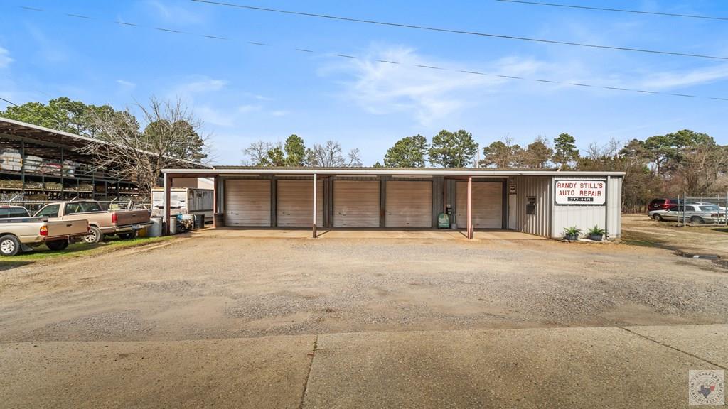 Commercial Sale in Hope 2