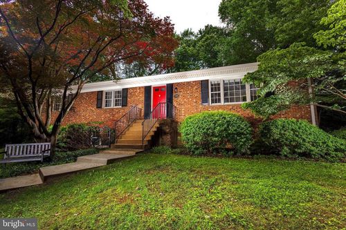 9908 Minburn St, GREAT FALLS, VA, 22066-2507 | Card Image