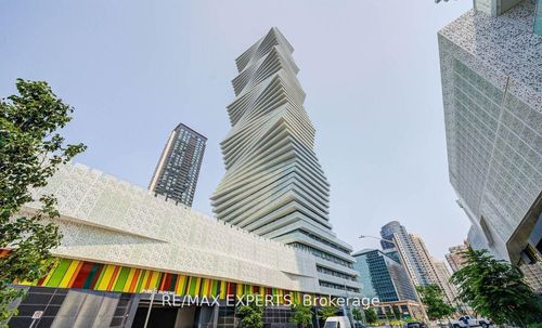 {{alt}} | Card Image