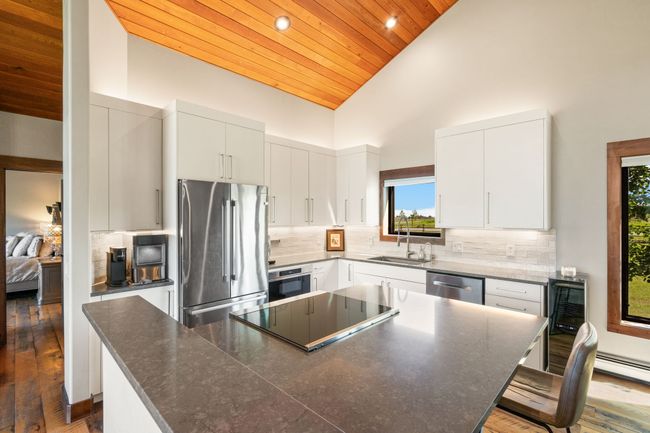 100 N Low Bench Rd, House other with 3 bedrooms, 2 bathrooms and null parking in Gallatin Gateway MT | Image 11